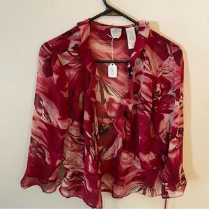 EMMA JAMES. RED FLORAL BLOUSE Sz 8 (1013)